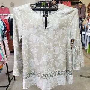 New Directions Ladies Top XL